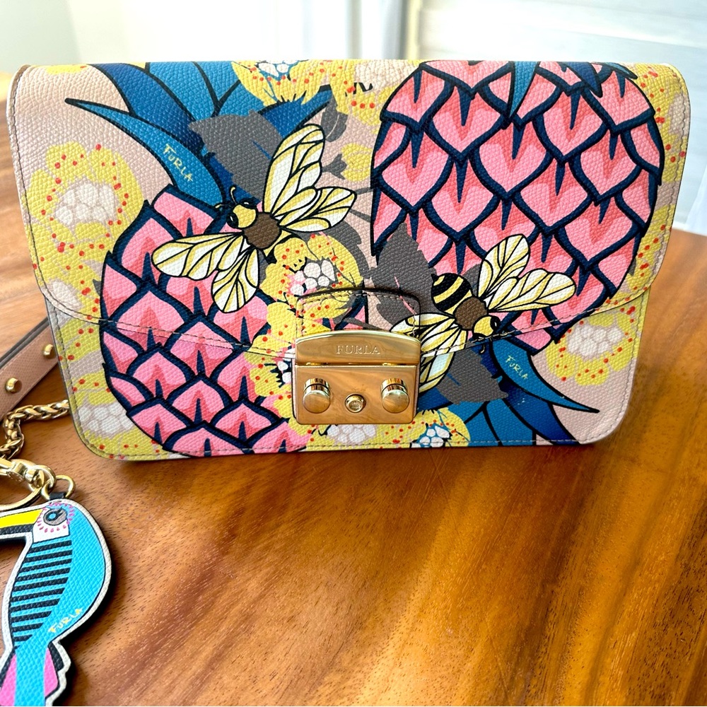 FURLA METROPOLIS S PINEAPPLE PRINT BAG